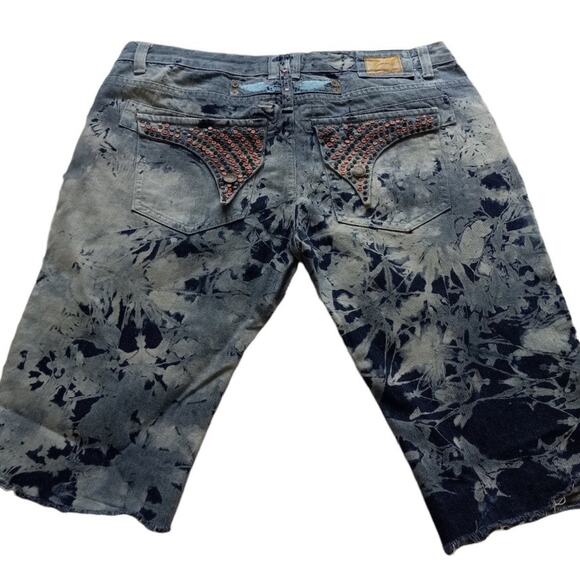 Robin's Jean Men's Acid Washed Large Flap Back Pocket Denim Jeans - Picture 2 of 10